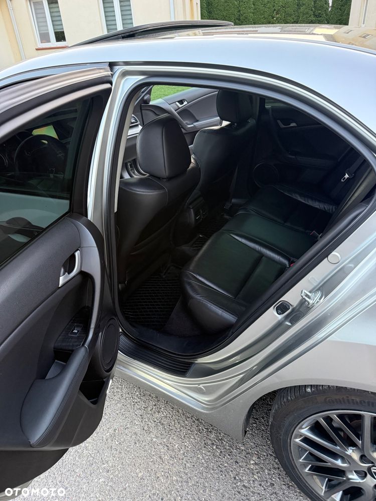 Honda Accord - 11