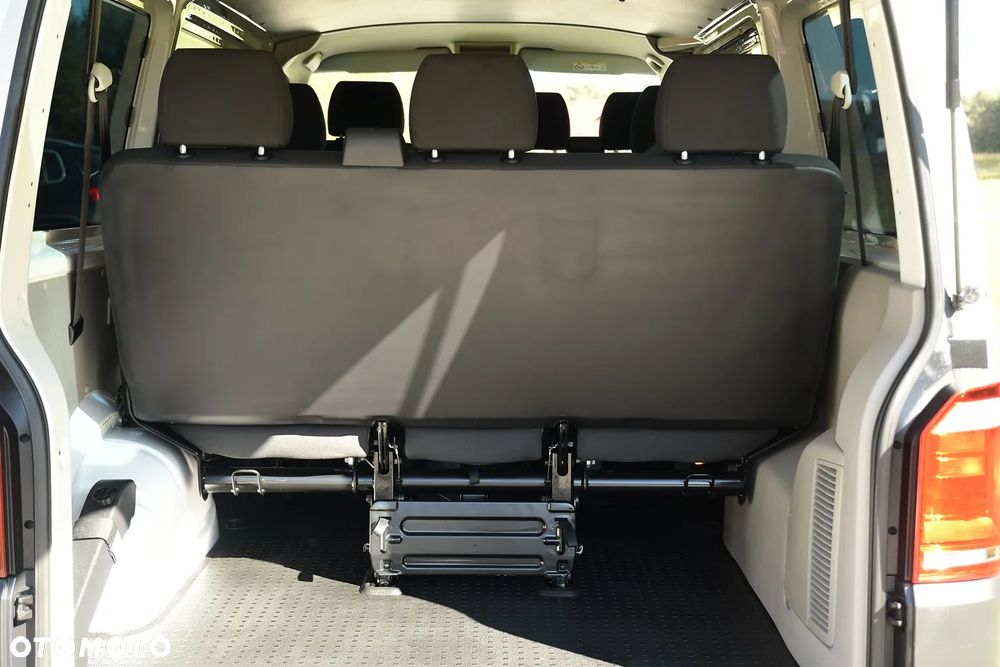 Volkswagen Transporter - 21