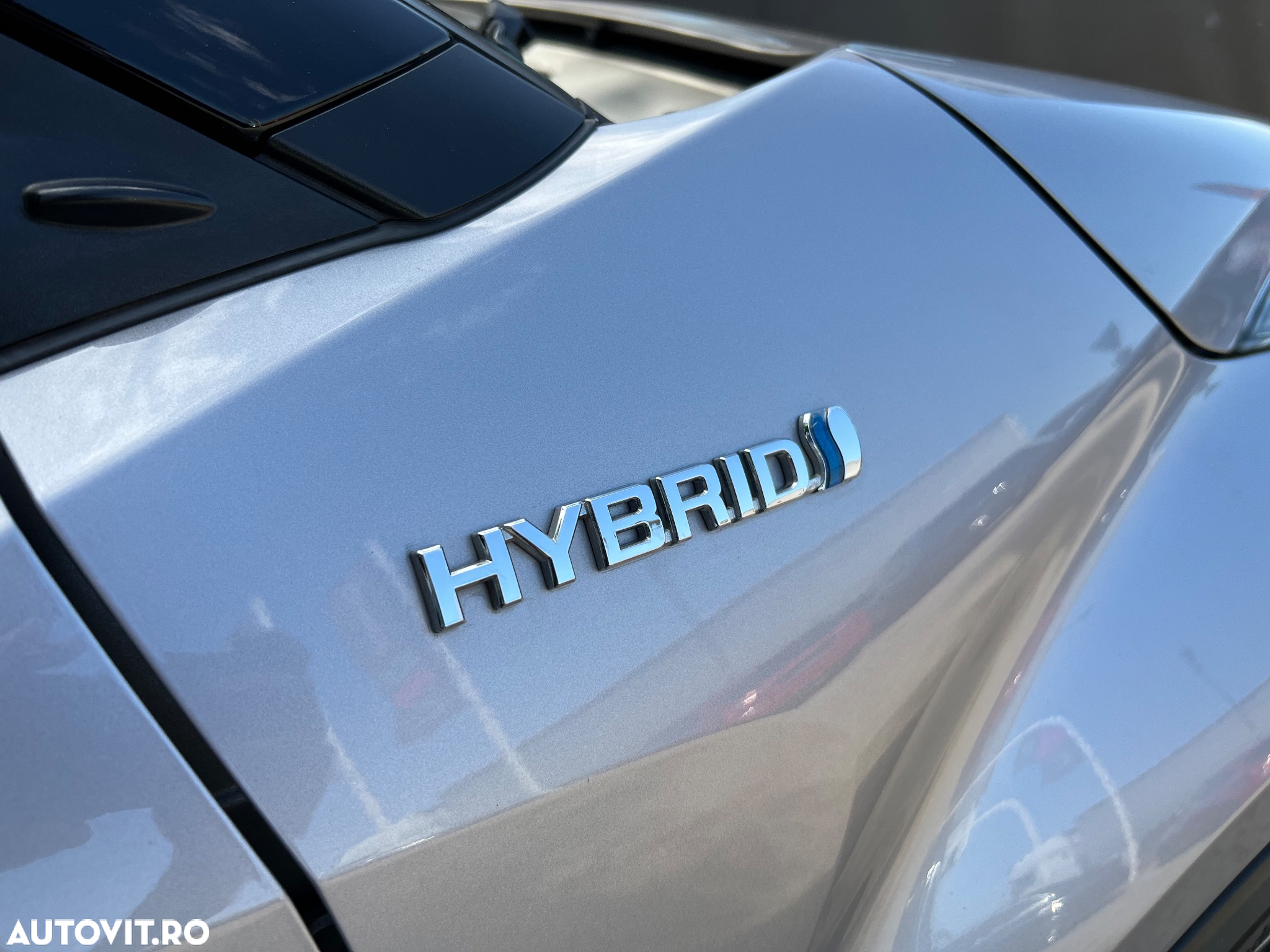 Toyota C-HR 1.8 HSD 122 CP 4x2 CVT C-ult Style bi-tone - 24