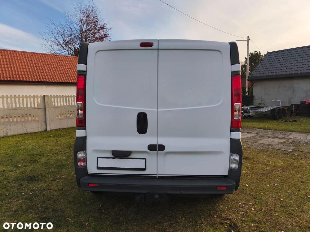 Renault TRAFIC - 6