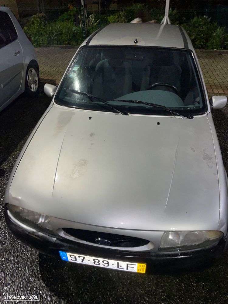 Ford Fiesta 1.25 Ghia - 8