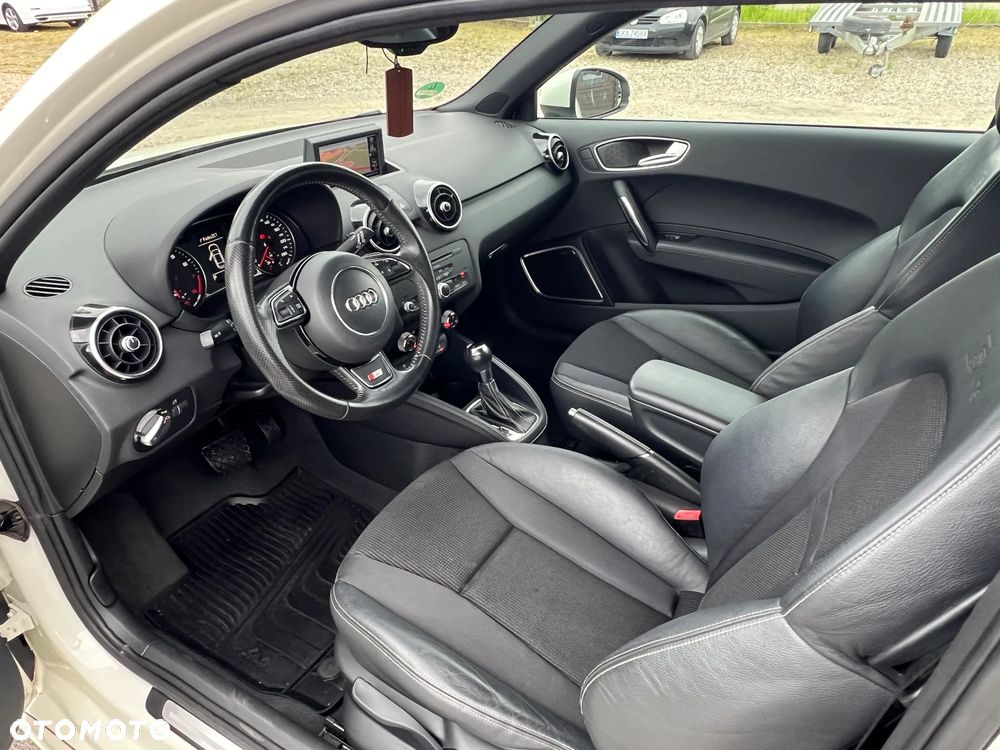 Audi A1 3-drzwiowe 1.4 TFSI S tronic S line Sportpaket - 15