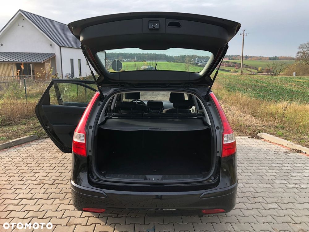 Hyundai i30 1.4 Comfort - 8