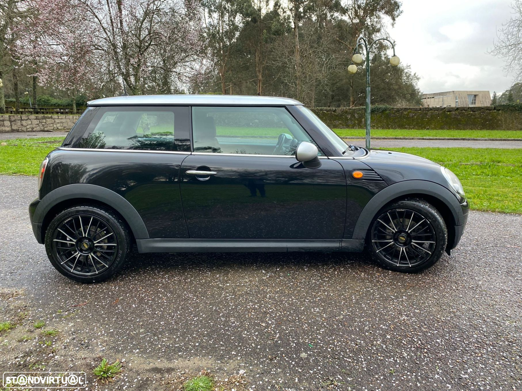 MINI 3 Portas One D - 10