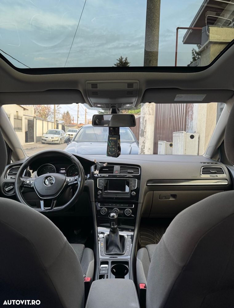 Volkswagen Golf 1.6 TDI BlueMotion Technology Comfortline - 5