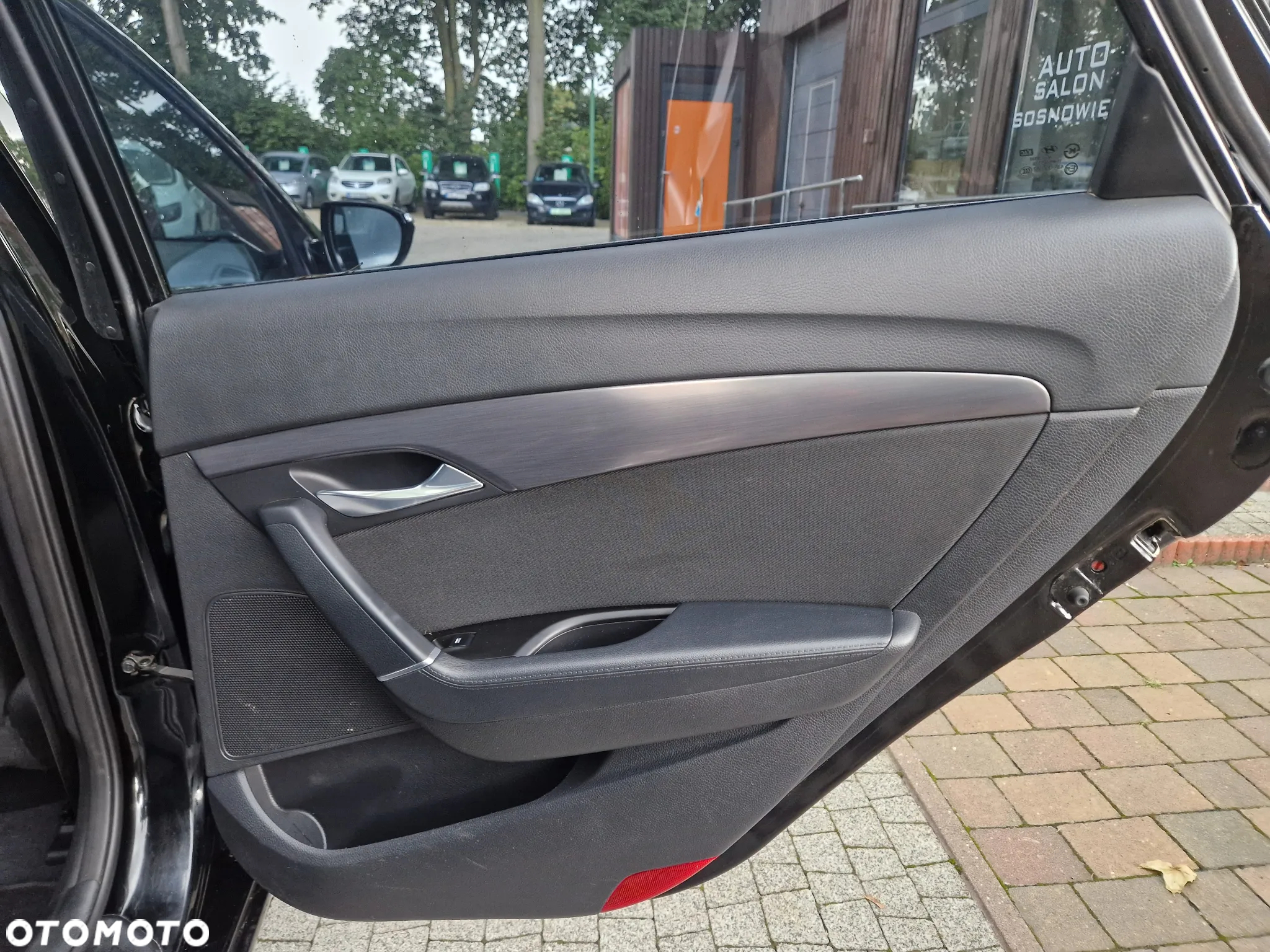 Hyundai i40 Kombi blue 1.6 Family+ - 36