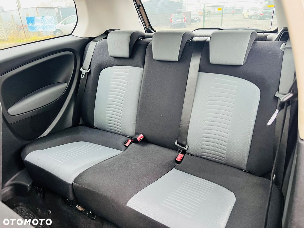 Fiat Grande Punto 1.4 16V Dynamic - 24