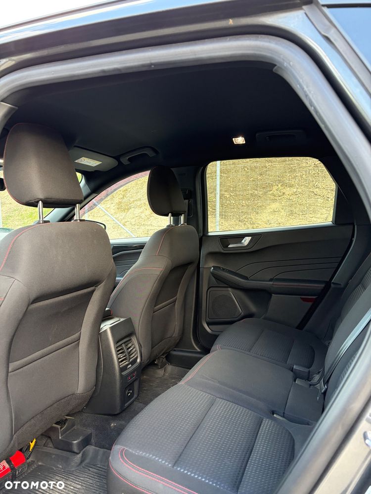 Ford Kuga 1.5 EcoBoost FWD ST-Line - 17