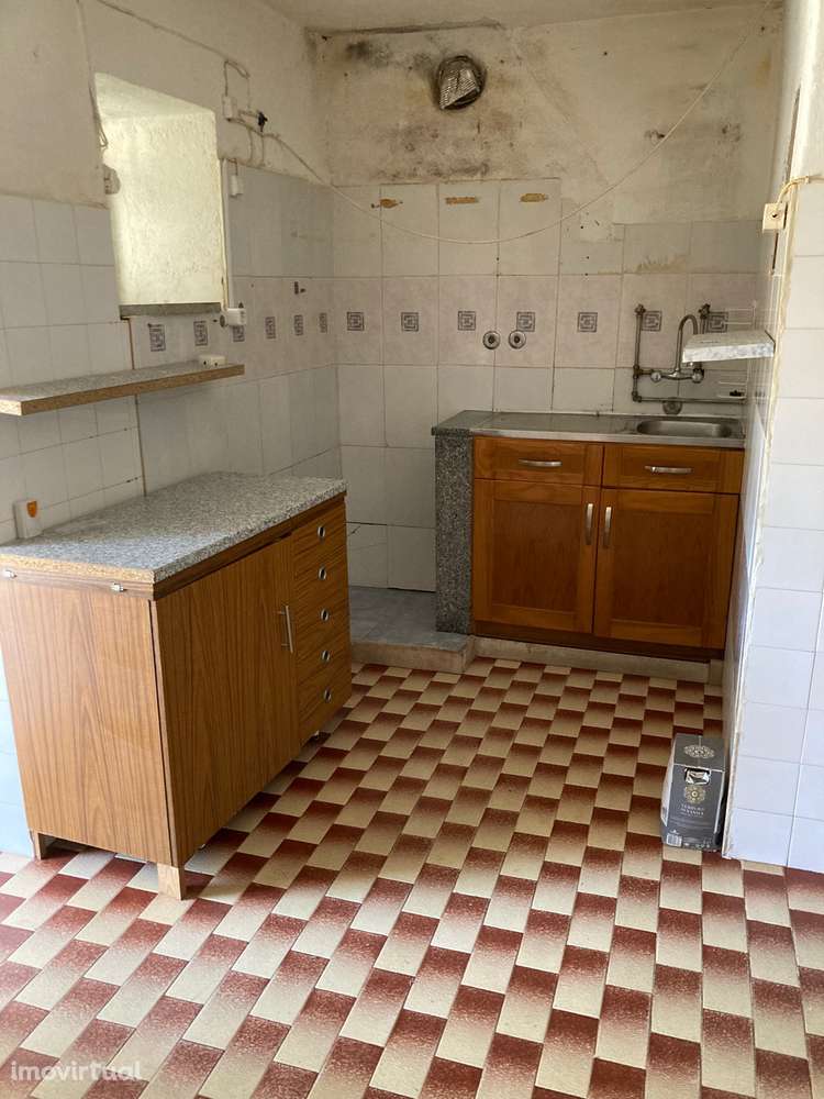 R/C de moradia com logradouro - Grande imagem: 5/13