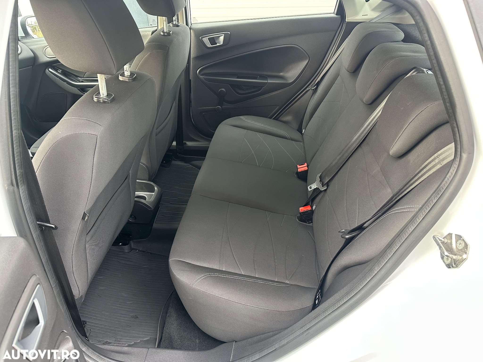 Ford Fiesta 1.5 TDCi DPF Trend - 3