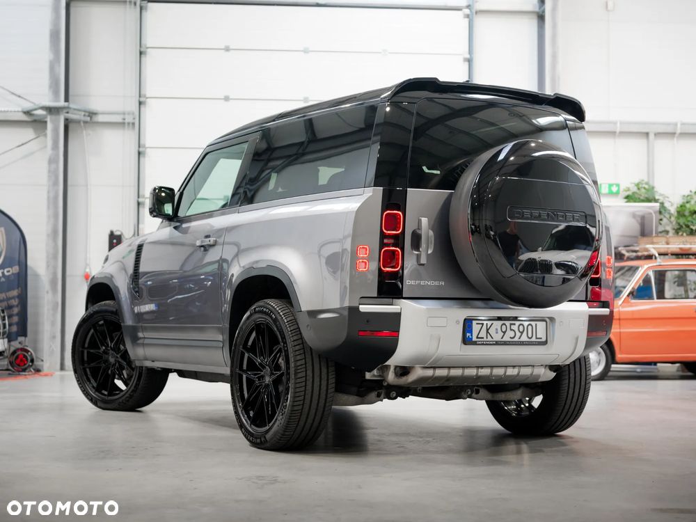 Land Rover Defender 2.0 P300 SE - 5