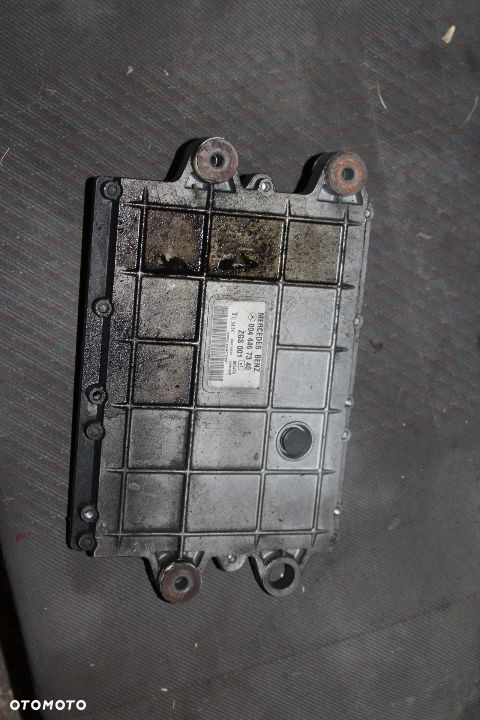 mercedes atego komputer silnika A0644478540 A0414472840 - 4