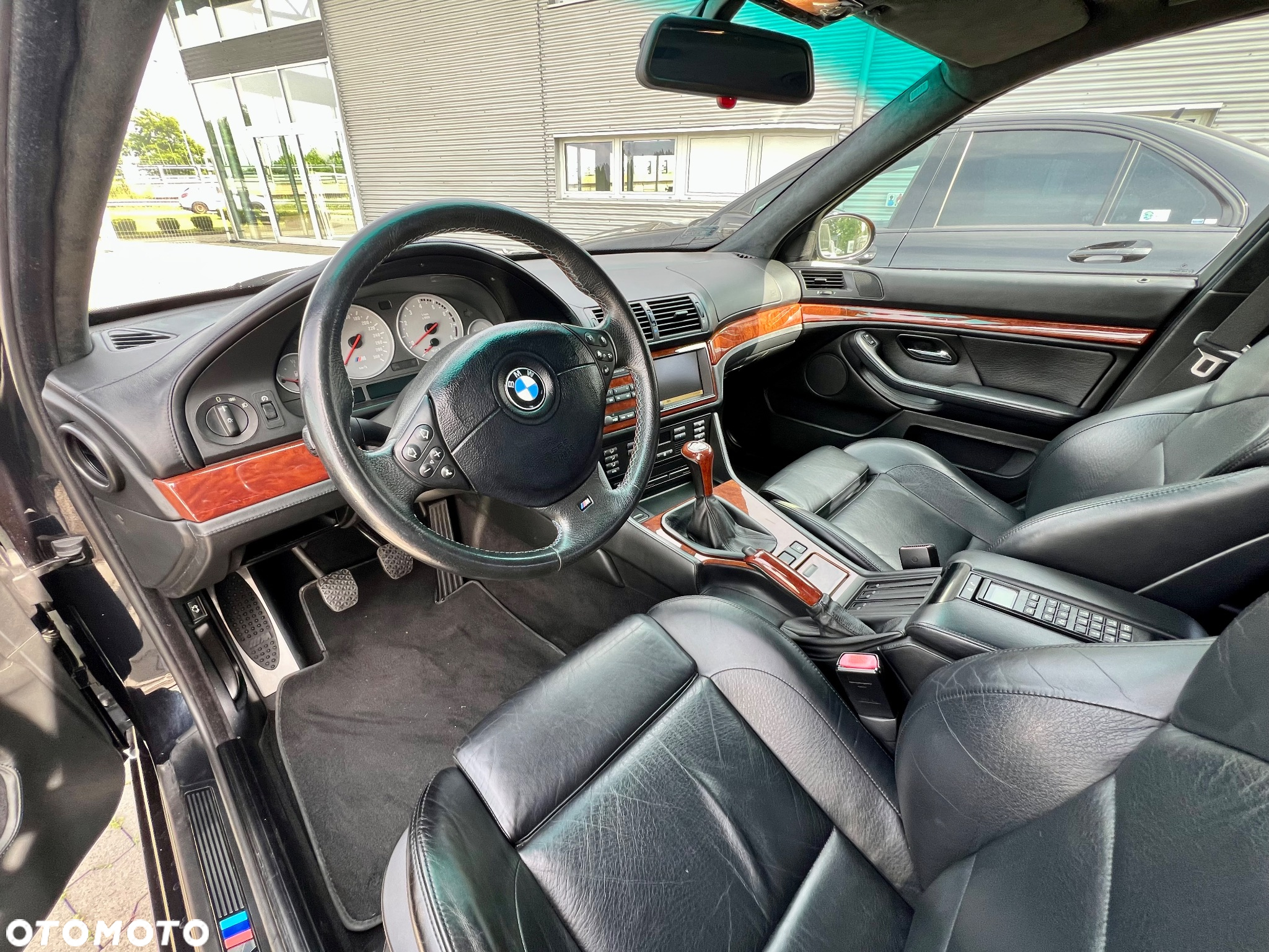 BMW M5 Standard - 3