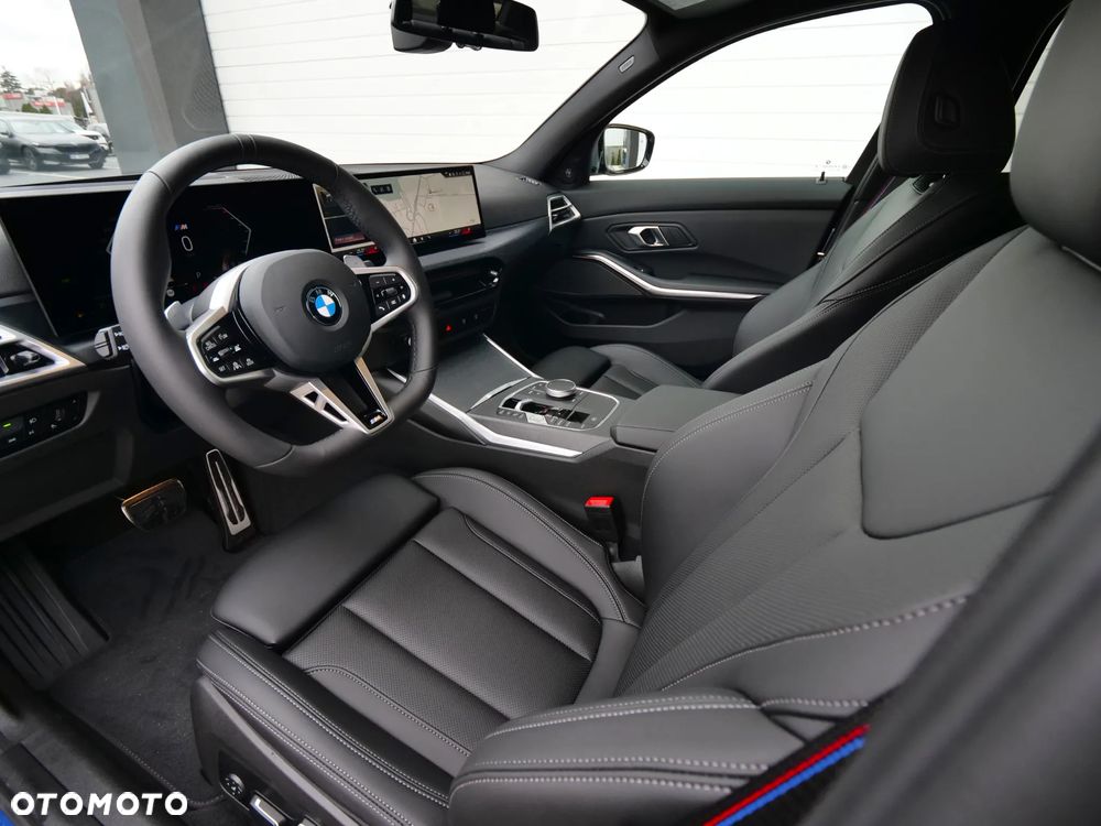 BMW Seria 3 330i xDrive M Sport sport - 27