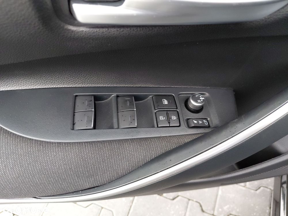 Toyota Corolla 1.8 Hybrid Style - 20