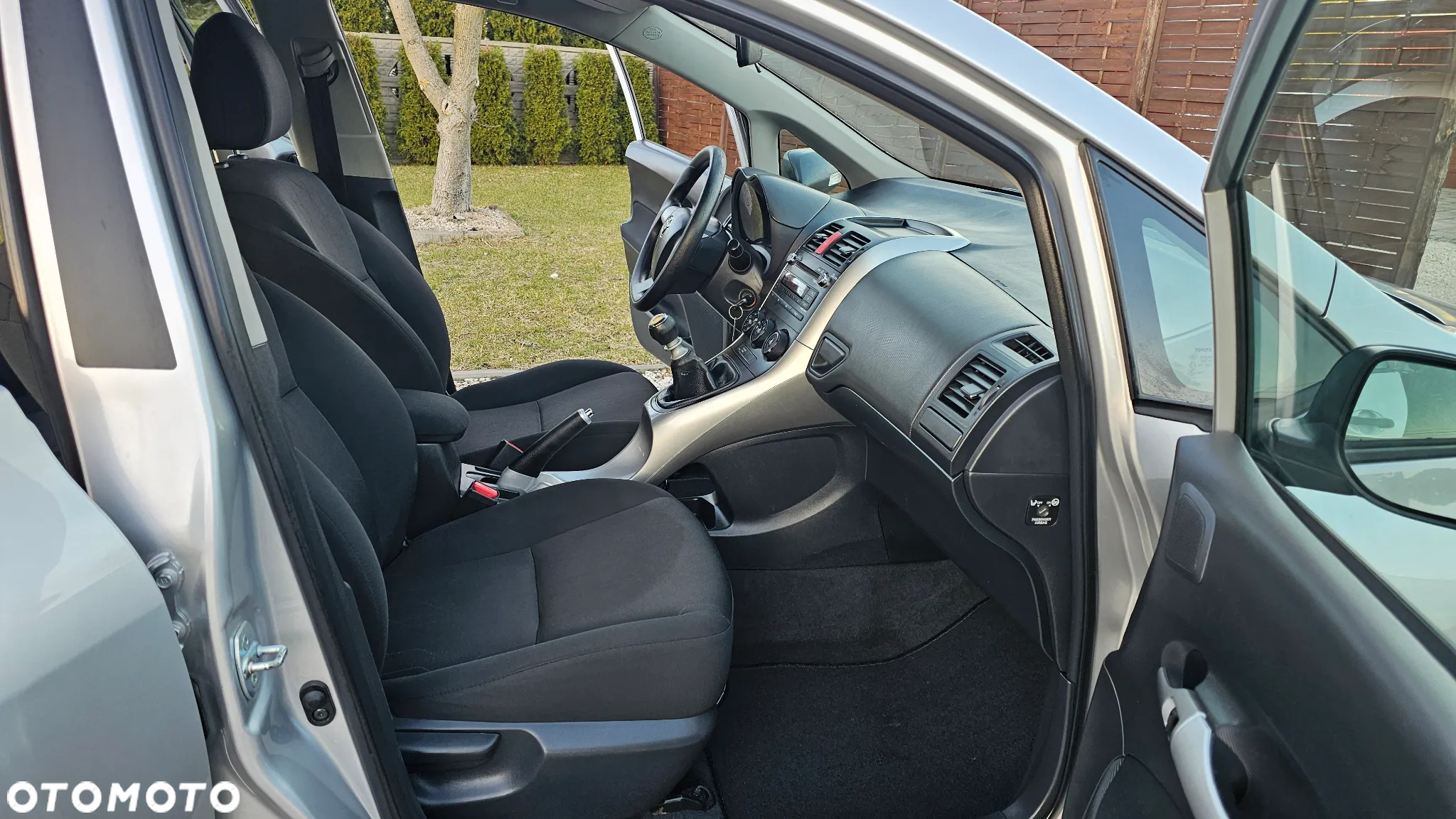 Toyota Auris 1.33 Dual-VVT-i Edition - 9