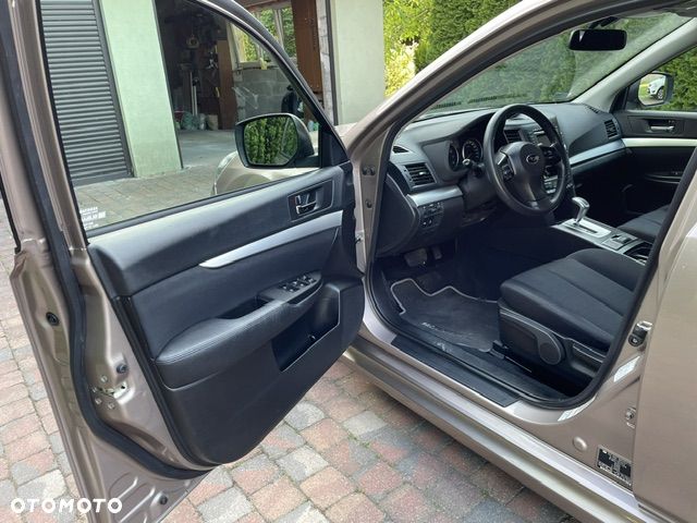 Subaru Legacy - 6