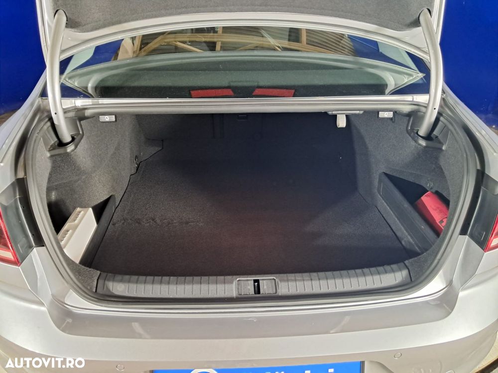VOLKSWAGEN Passat 2022 — imagine 25