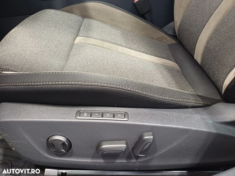 Skoda Octavia 2.0 TDI 4x4 DSG Scout - 10