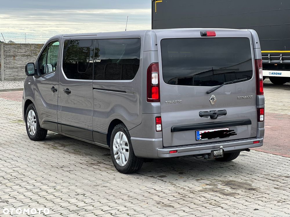 Renault Trafic SpaceClass 2.0 dCi - 4