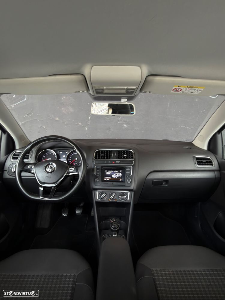 VW Polo 1.0 Confortline - 11