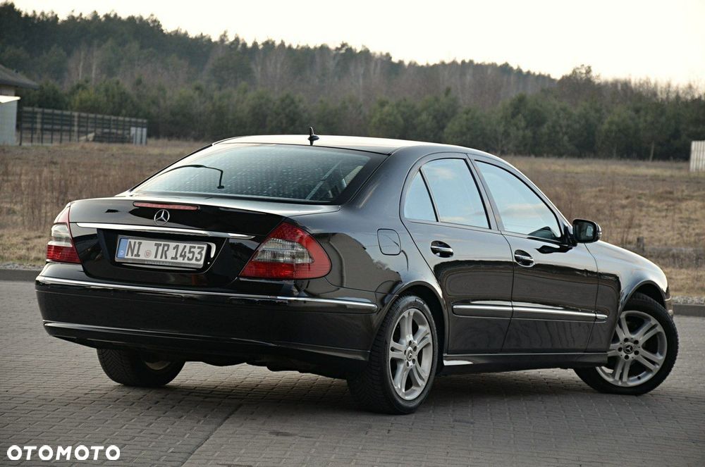 Mercedes-Benz Klasa E - 11