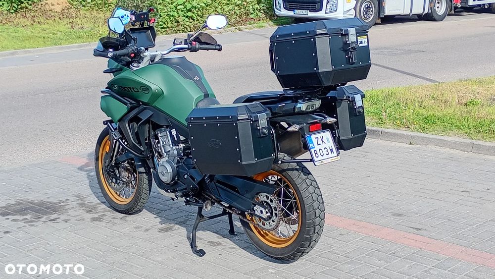 CFMoto 800MT Touring - 8