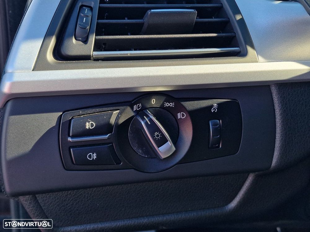 BMW 640 d Pack M - 16