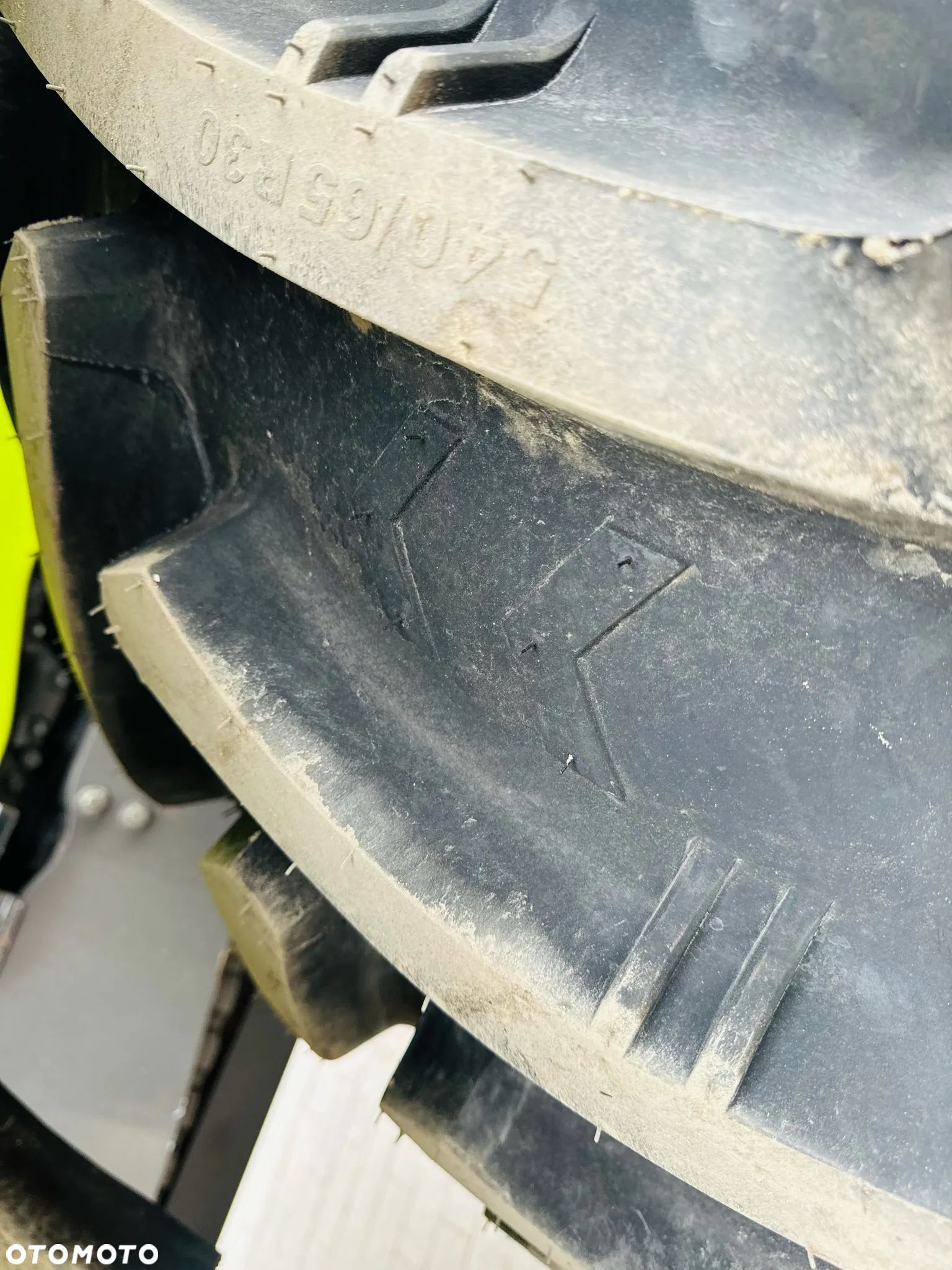Claas Axion 810 - 14