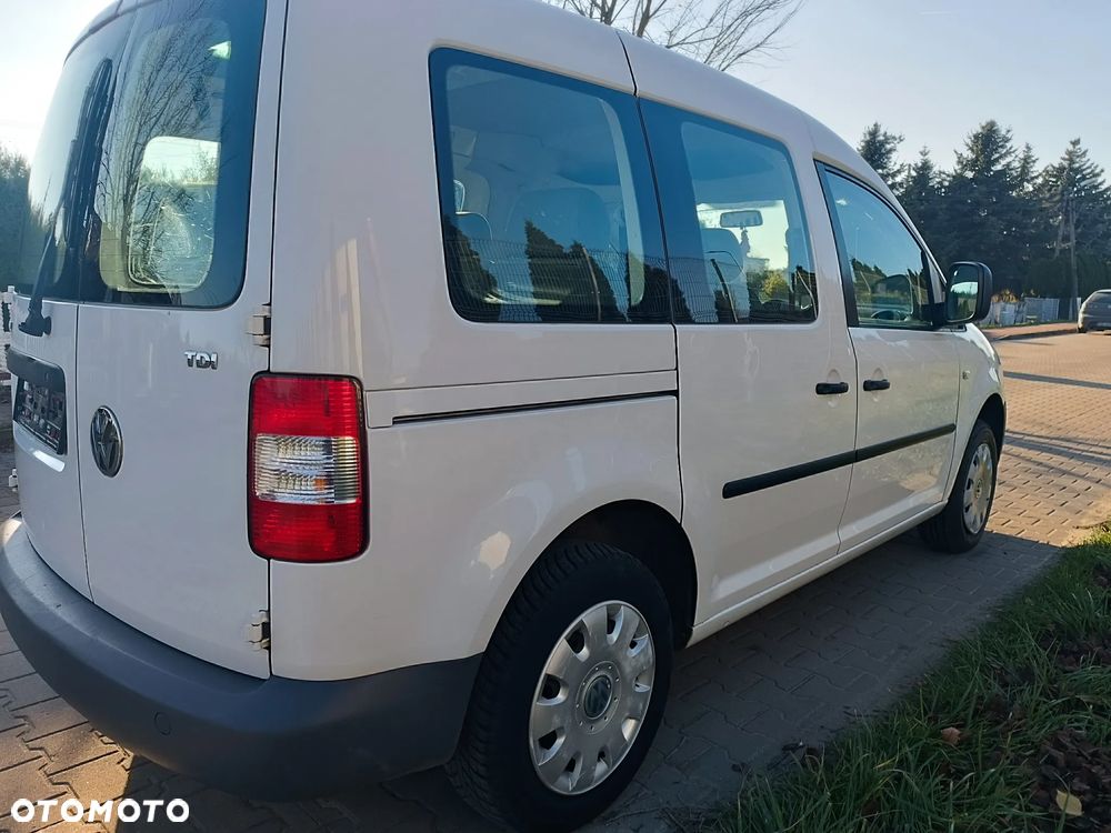 Volkswagen Caddy - 27