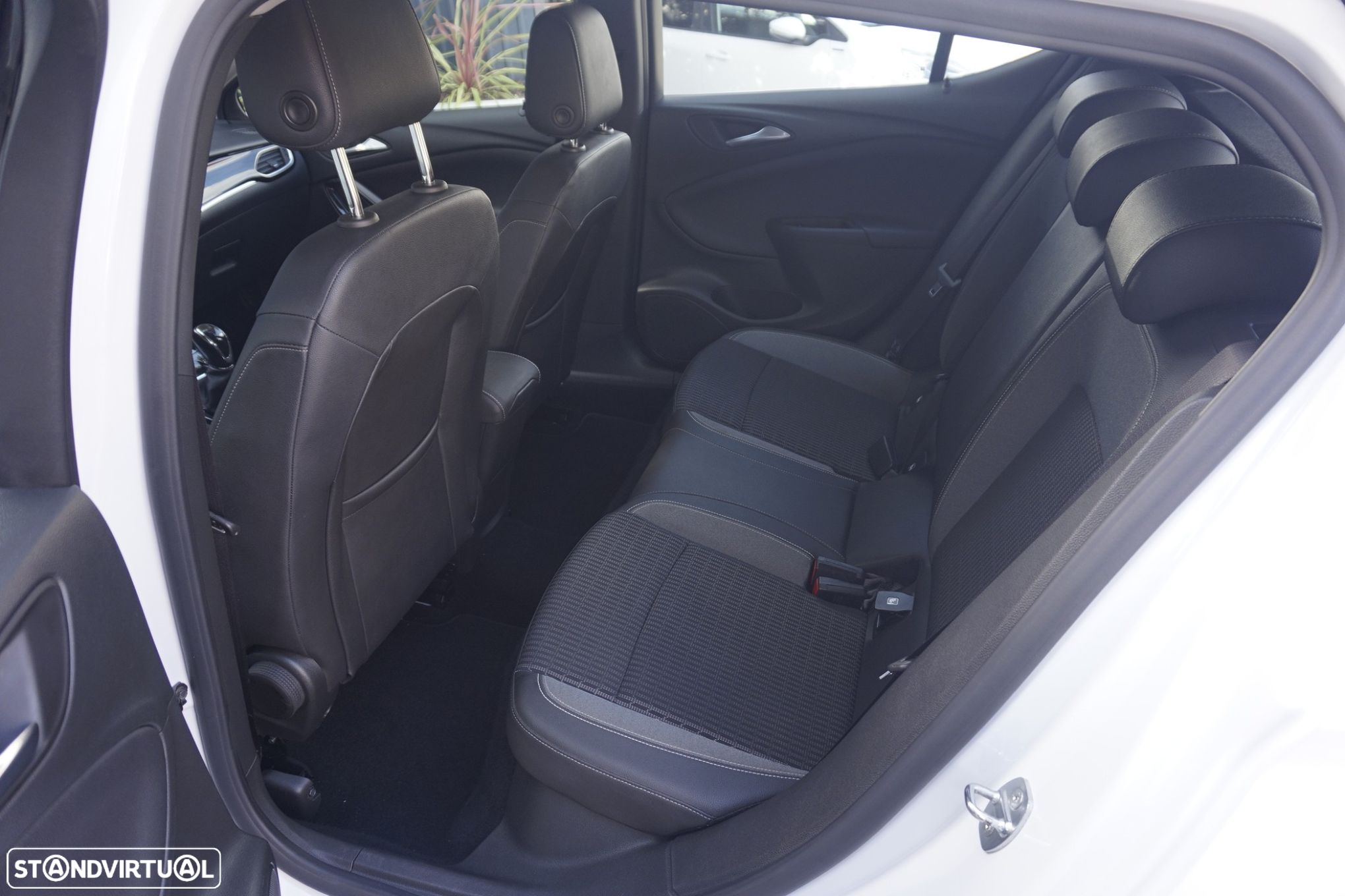 Opel Astra - 9