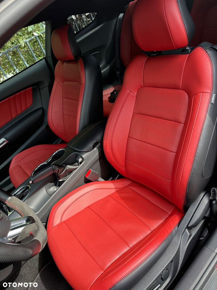 Ford Mustang 5.0 V8 Black Edition - 20