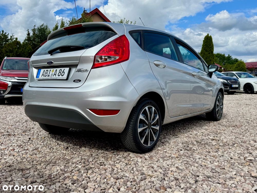 Ford Fiesta - 2