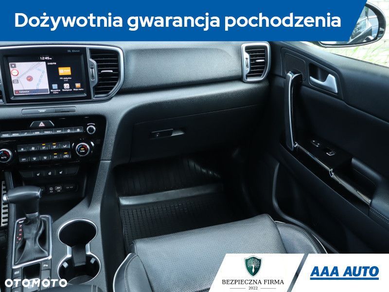 Kia Sportage - 10