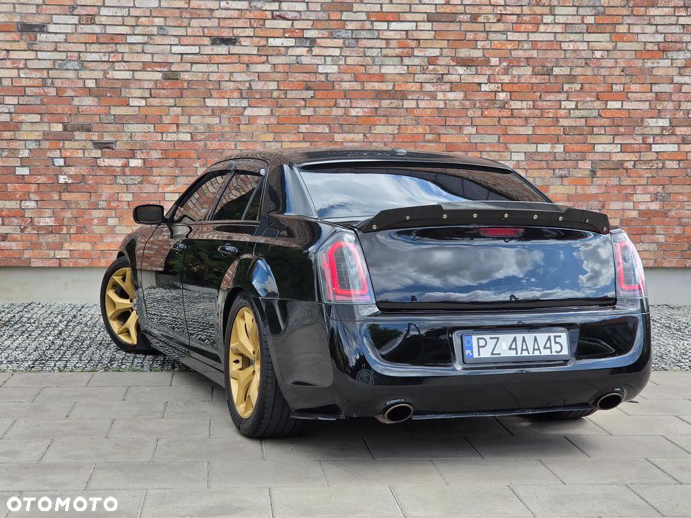 Chrysler 300 - 25