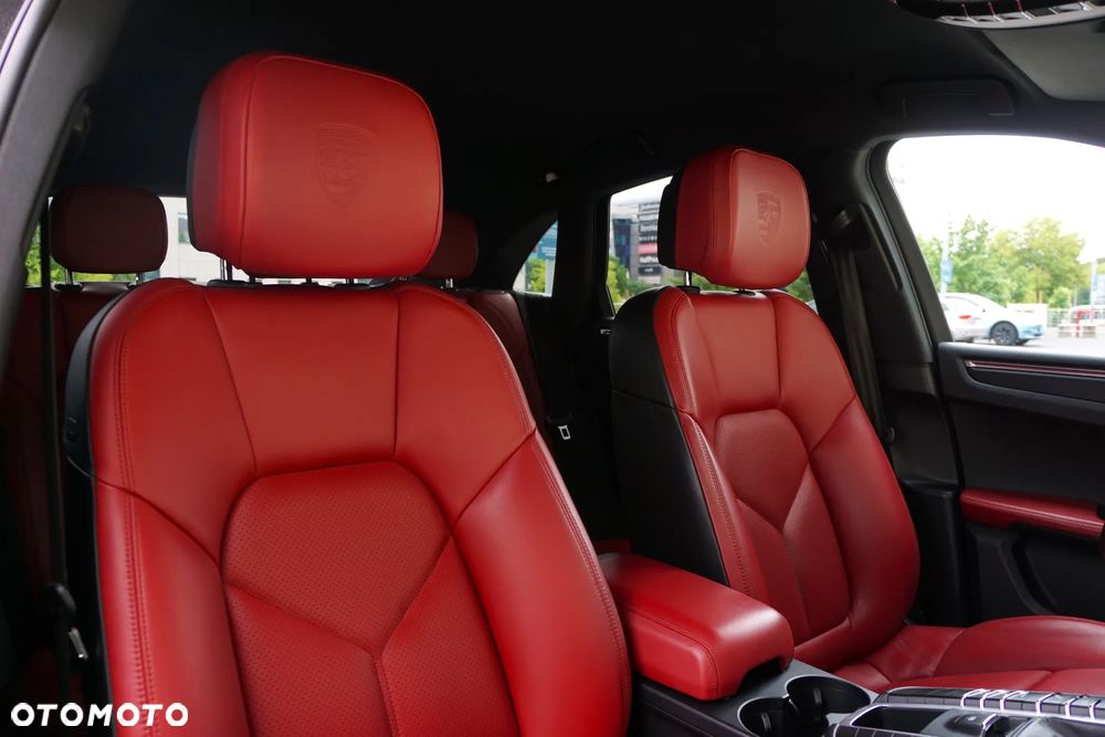 Porsche Macan Standard - 18