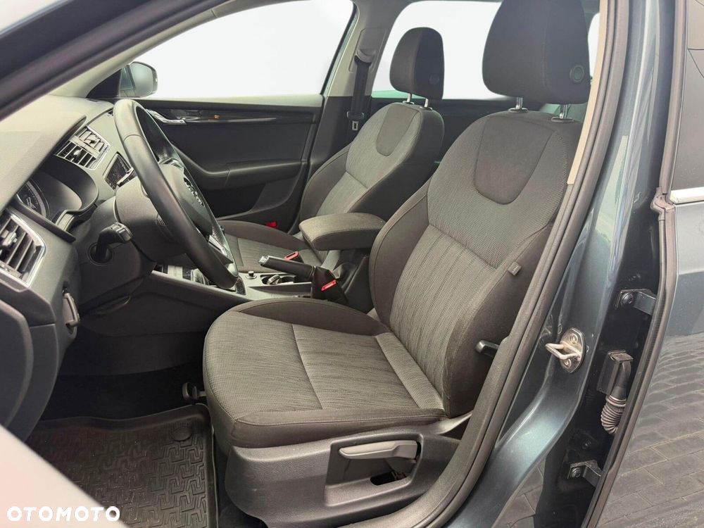 Skoda Octavia 1.5 TSI GPF ACT Style - 4