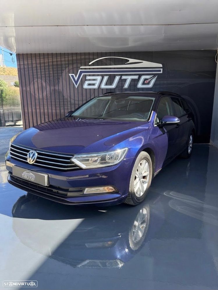 VW Passat 1.6 TDI (BlueMotion ) Trendline - 1
