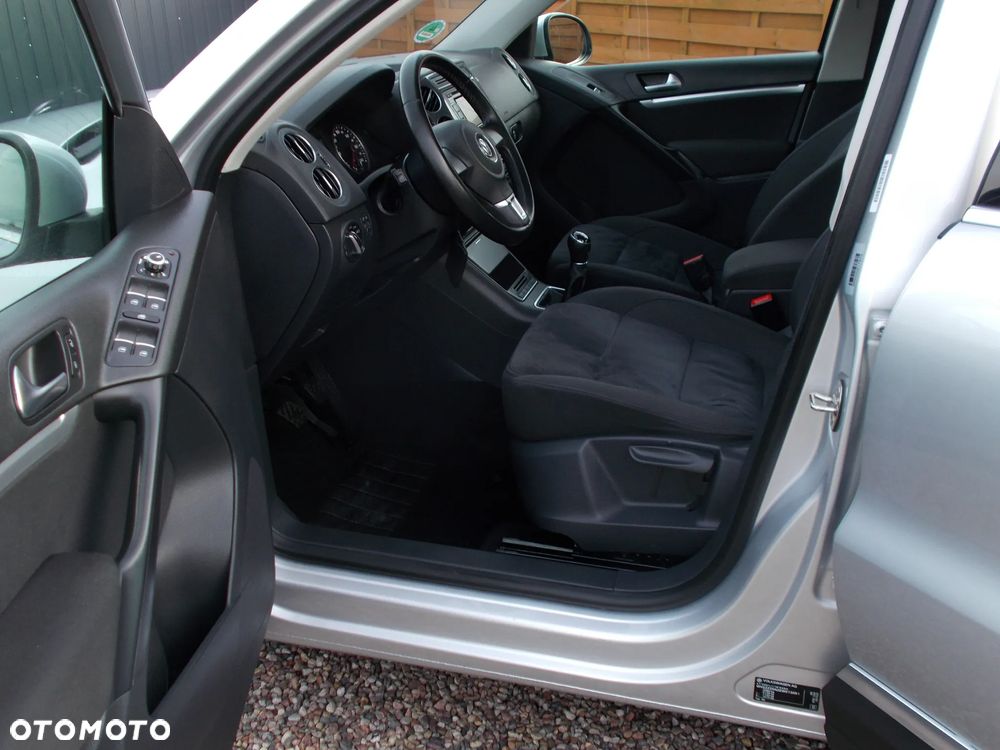 Volkswagen Tiguan 2.0 TDI Perfectline R-Style - 6