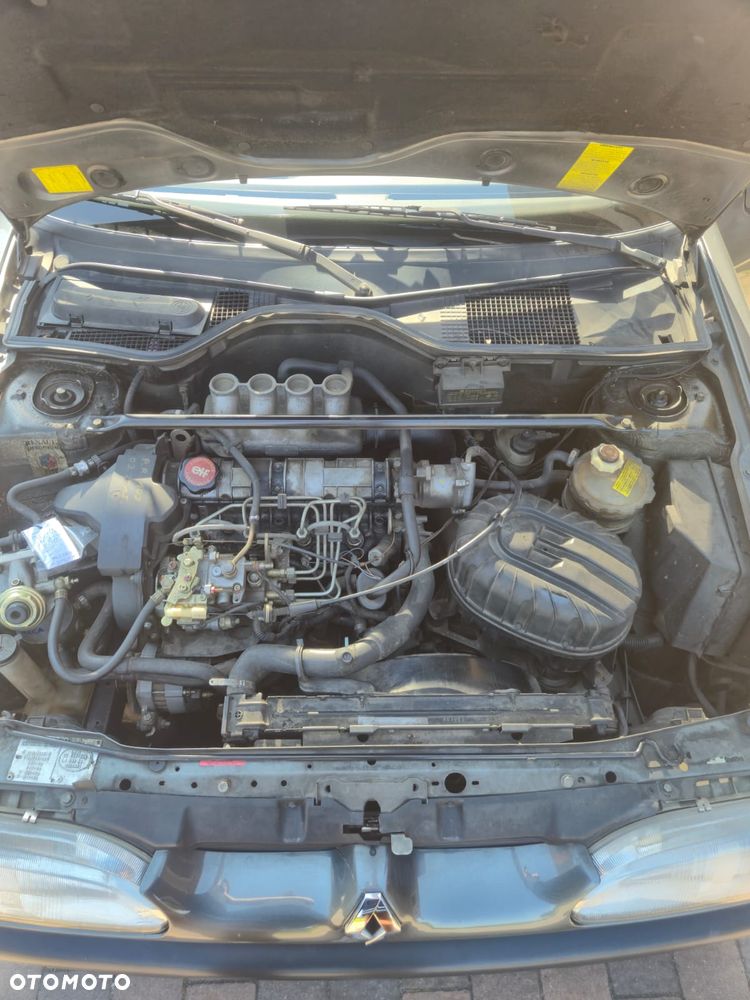 Renault 19 - 11