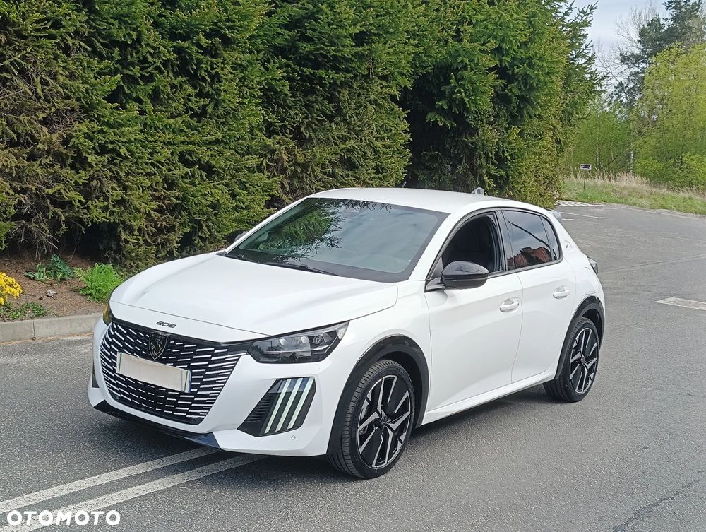 Peugeot 208 PureTech 100 EAT8 GT Pack - 33
