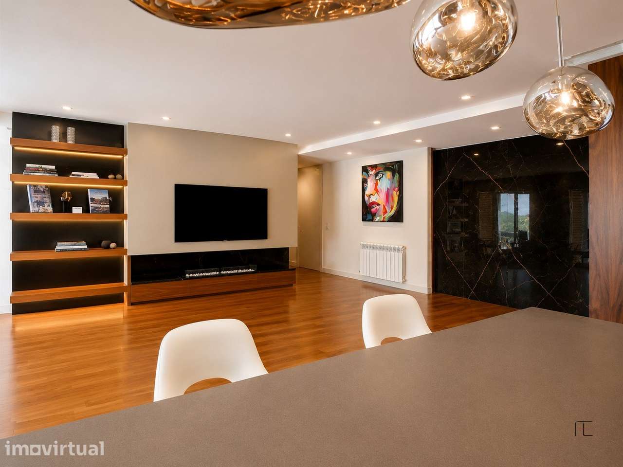 Apartamento em Condomínio Privado, Praia da Granja - Grande imagem: 2/26