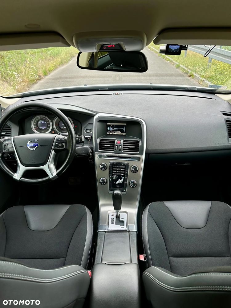 Volvo XC 60 D3 Momentum - 15