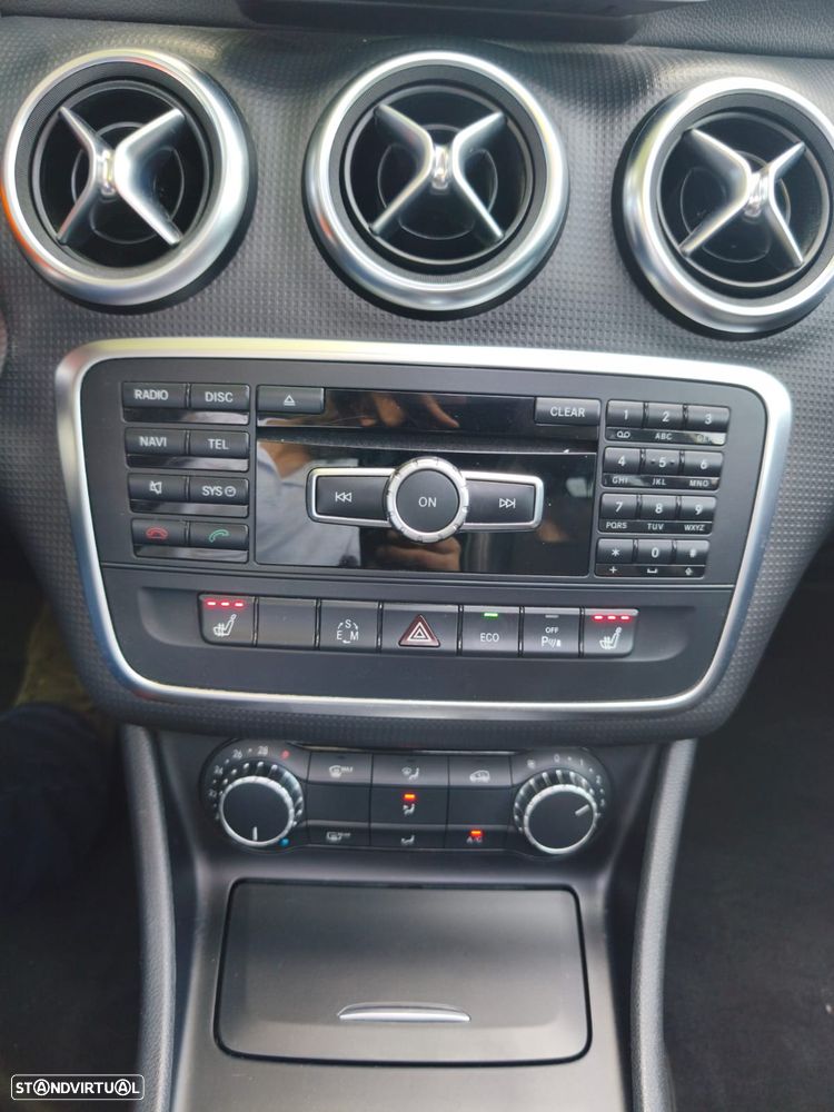 Mercedes-Benz A 180 d 7G-DCT Activity Edition - 17