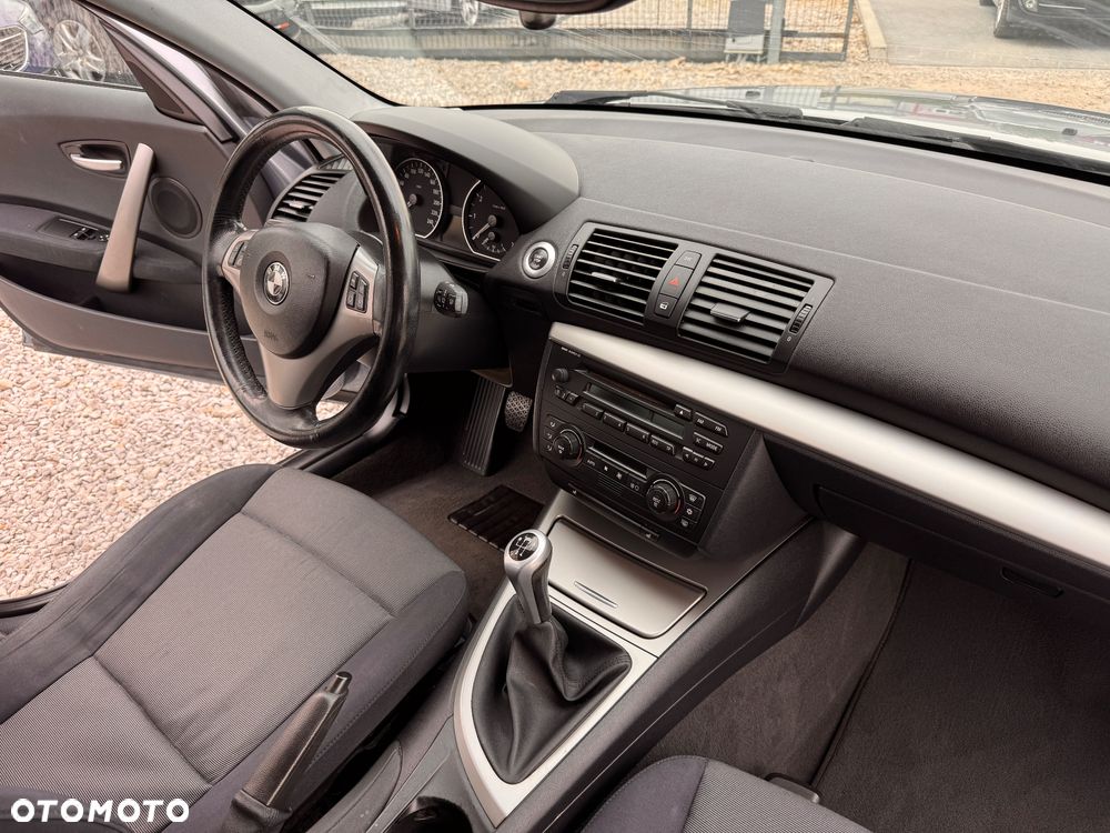 BMW Seria 1 - 17