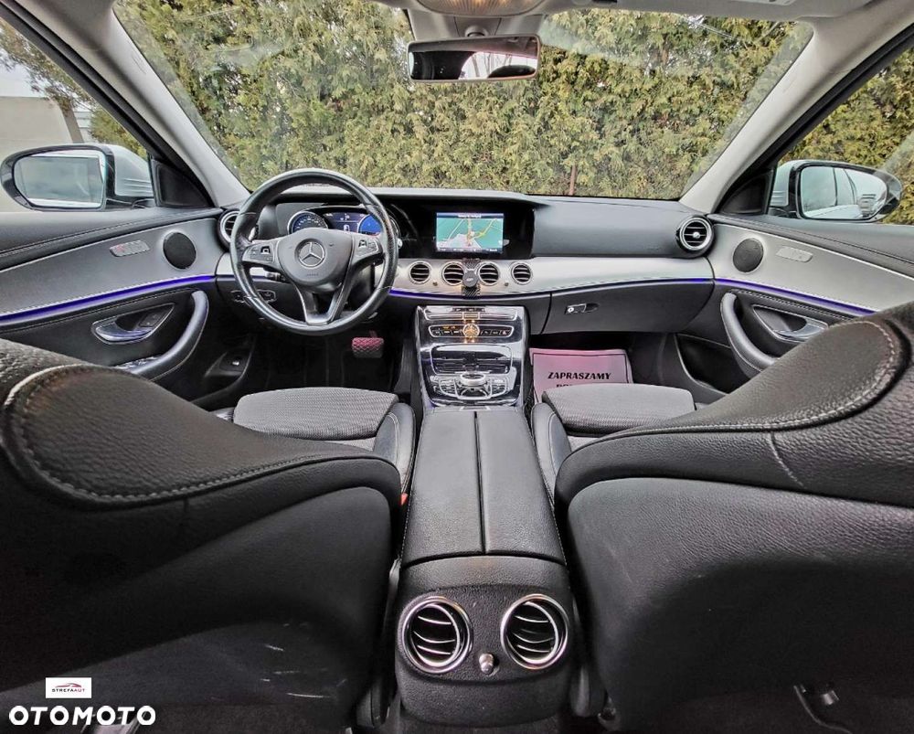 Mercedes-Benz Klasa E - 9