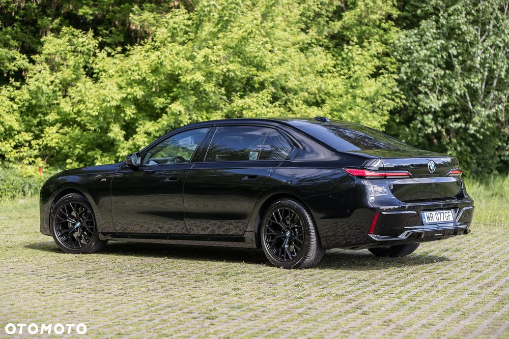 BMW Seria 7 - 20