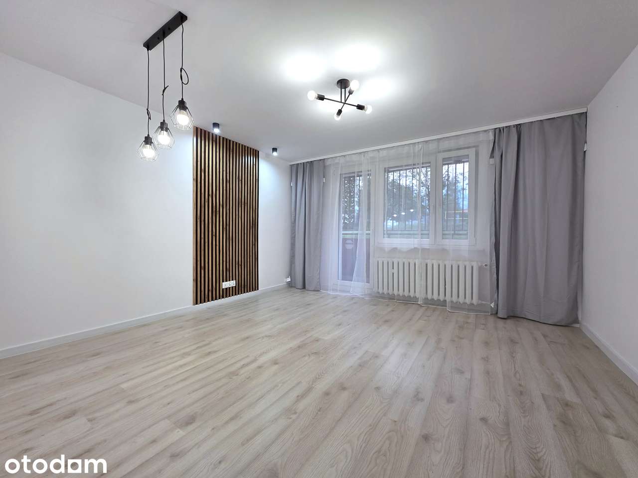 | Balkon | Nowe 3 pokoje | Ruda 1 - McDonald's | DTŚ | Do wejścia |