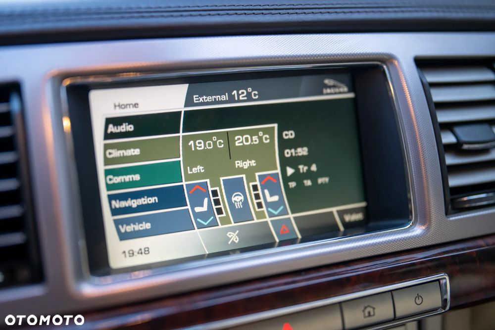 Jaguar XF 2.7 V6 D Premium Luxury - 11