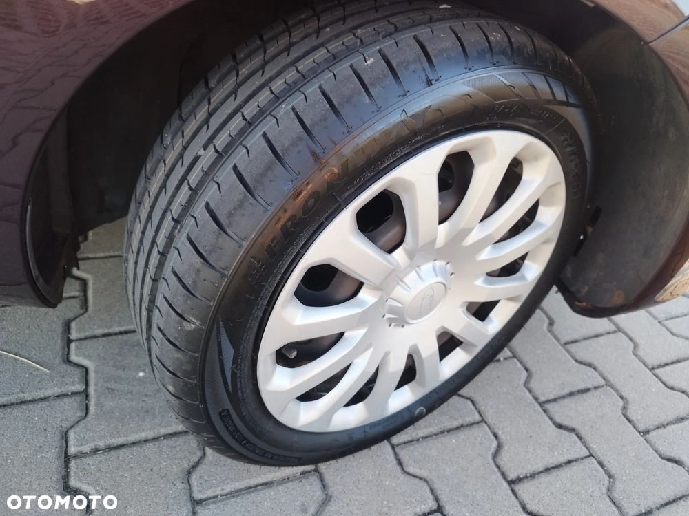 Ford Fiesta 1.4 Autom Trend - 31
